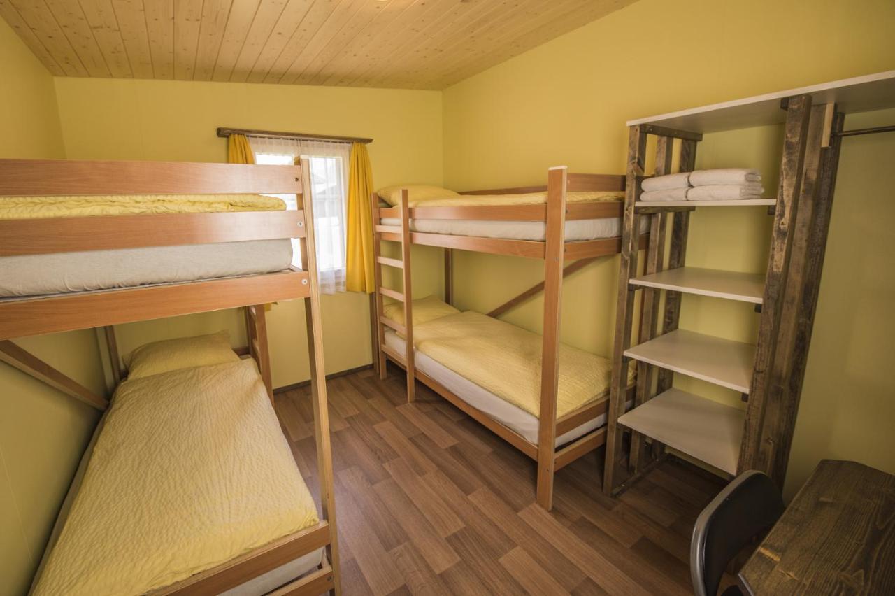 Schutzenbach Backpackers For Adults 18-35 Vandrehjem Lauterbrunnen Eksteriør billede